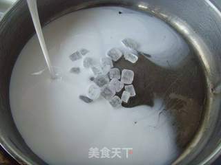 清甜爽滑--炼乳椰汁糕的做法步骤:3