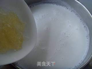 清甜爽滑--炼乳椰汁糕的做法步骤:4