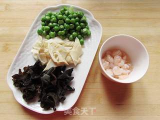 三鲜锅巴(剩米饭的妙用)的做法步骤:9