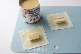 【香蕉炼奶糖果】讨好小朋友的仿真小点心的做法步骤:4