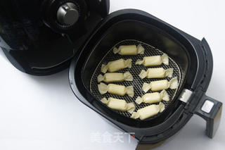 【香蕉炼奶糖果】讨好小朋友的仿真小点心的做法步骤:8