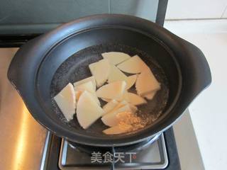 花菇笋子五花肉的做法步骤：2