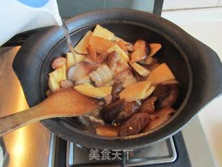 花菇笋子五花肉的做法步骤：7