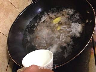 酸菜土豆炖牛肉的做法步骤:3