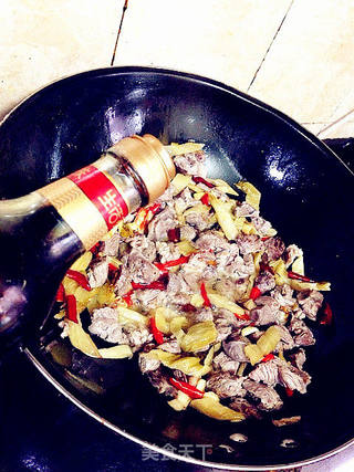 酸菜土豆炖牛肉的做法步骤:9