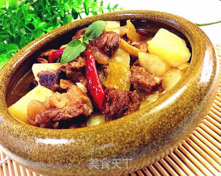 酸菜土豆炖牛肉的做法步骤:17
