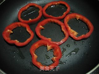 彩椒圈鸡蛋饼的做法步骤:4