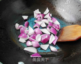 洋葱炒芦笋的做法步骤：5