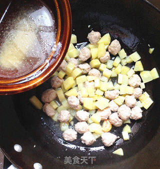肉丸土豆盖饭的做法步骤:9