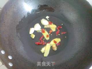 红烧鸡爪的做法步骤:4