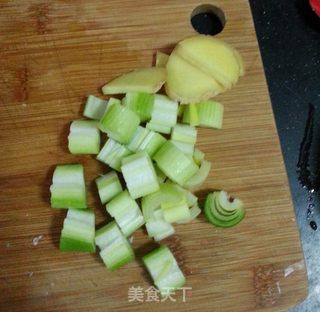 酸辣樱桃肉的做法步骤:5