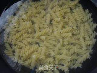 海鲜意面的做法步骤:3