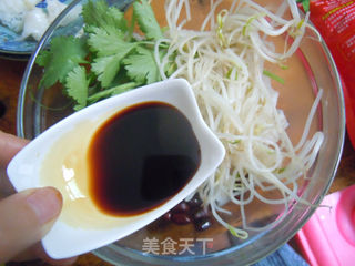 小吃也可以很简单---茄汁拌粉皮的做法步骤:5