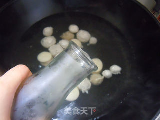 西红柿肉丸汤的做法步骤:4
