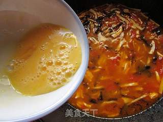 海鲜酸辣汤的做法步骤:14