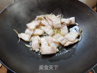 胡萝卜青椒炒五花肉的做法步骤：8