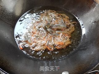 油爆河虾的做法步骤:5