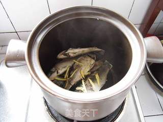 解密舌尖2之红枣鲫鱼木瓜汤的做法步骤:5