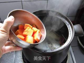 解密舌尖2之红枣鲫鱼木瓜汤的做法步骤:8
