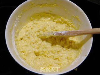 新鲜玉米蒸饼的做法步骤:2