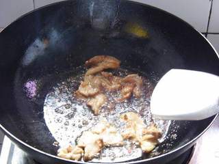 尖椒千张炒肉片的做法步骤:6