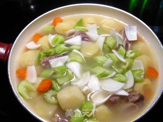 土豆红萝卜牛小排炖汤的做法步骤:5
