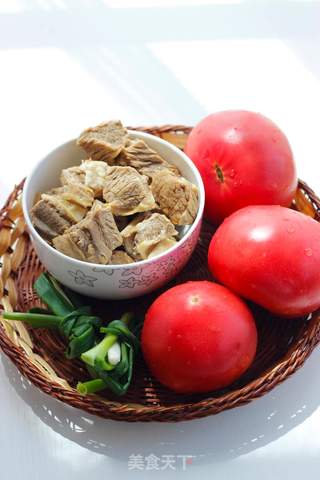 西红柿牛肉面的做法步骤:4