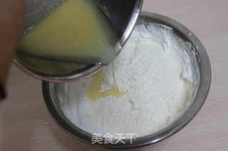 大理石抹茶蜜豆蛋糕 —— 让你爱上茶香、爱上蜜豆的清甜的做法步骤:5