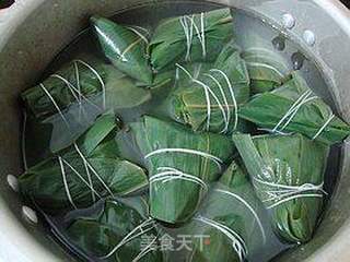 粽情端午------【紫糯八宝粽子】的做法步骤:11