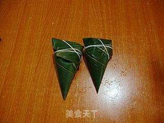 粽情端午-----【豌豆腊肠尖角粽子】的做法步骤:9
