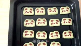 可爱熊猫饼干——六一节的礼物的做法步骤:21