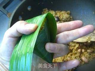 腊肉松蘑粽的做法步骤:10