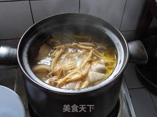 金针炖猪蹄的做法步骤:7