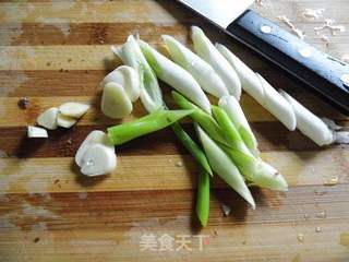 口蘑肉丝烩西兰花的做法步骤:3