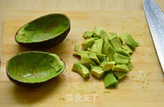 多彩水果沙拉的做法步骤:2