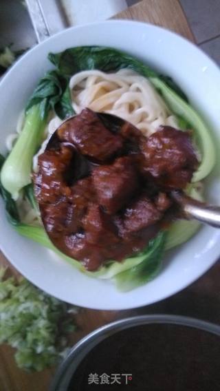 红烧牛肉面--舌尖上的美食2的做法步骤:9