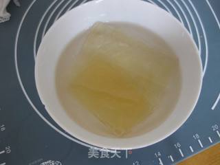 黄桃慕斯蛋糕的做法步骤:3