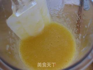黄桃慕斯蛋糕的做法步骤:5