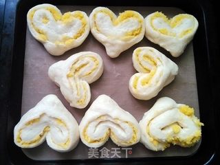 心形椰蓉小面包的做法步骤:12