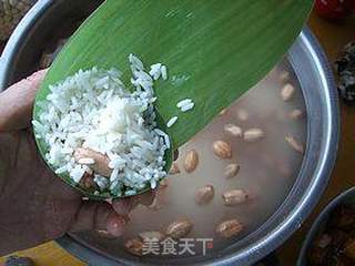 板栗鲜肉粽的做法步骤:6
