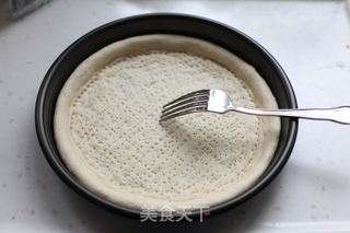 芝心花边披萨的做法步骤：6