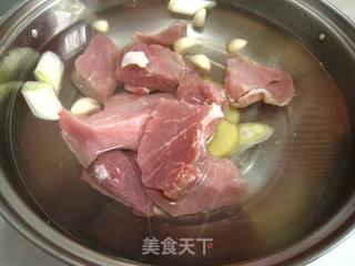宝宝肉松的做法步骤:2