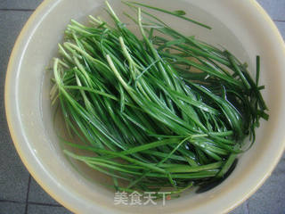 韭菜炒豆干的做法步骤:2