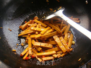 韭菜炒豆干的做法步骤:7