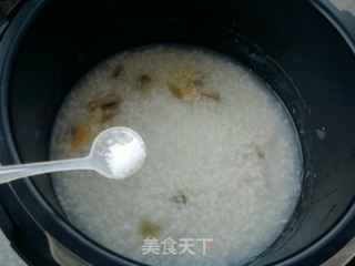 变蛋生菜粥的做法步骤:7