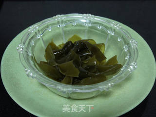 鱼肚海带尾骨汤的做法步骤:5