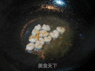 咖喱虾仁炒饭的做法步骤:2