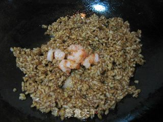 咖喱虾仁炒饭的做法步骤:4