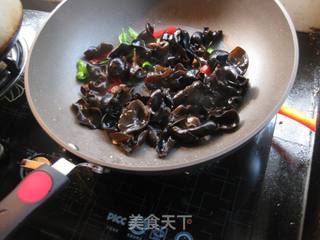 炝炒黑木耳的做法步骤:5