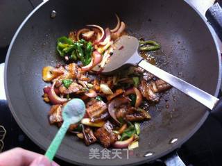 回锅肉的做法步骤:10
